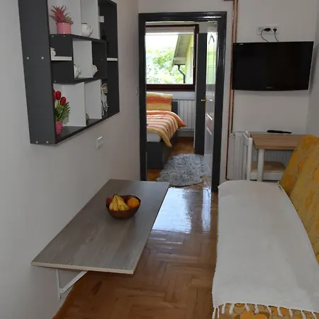 Apartments Mensa Tuzla Exterior photo
