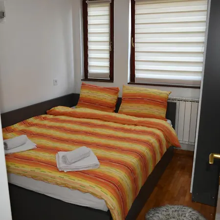 Apartments Mensa Tuzla Exterior photo